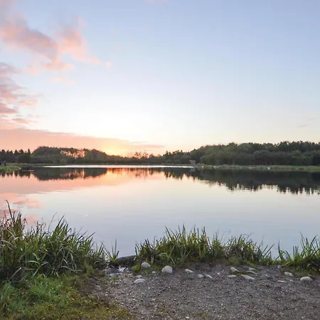 Prázdninový dům 3 Bedroom Beautiful In *