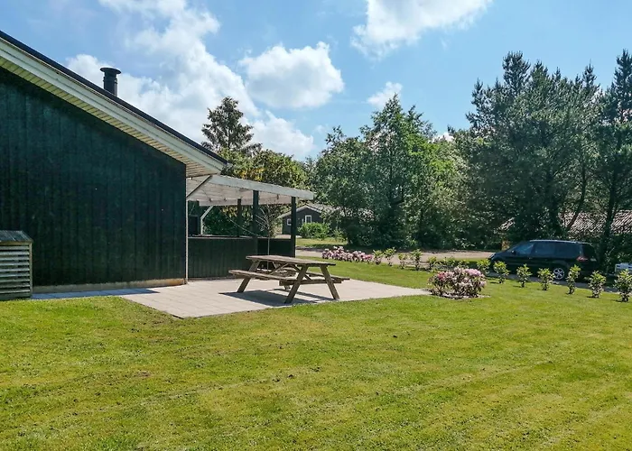 Ferienhaus 3 Bedroom Beautiful In